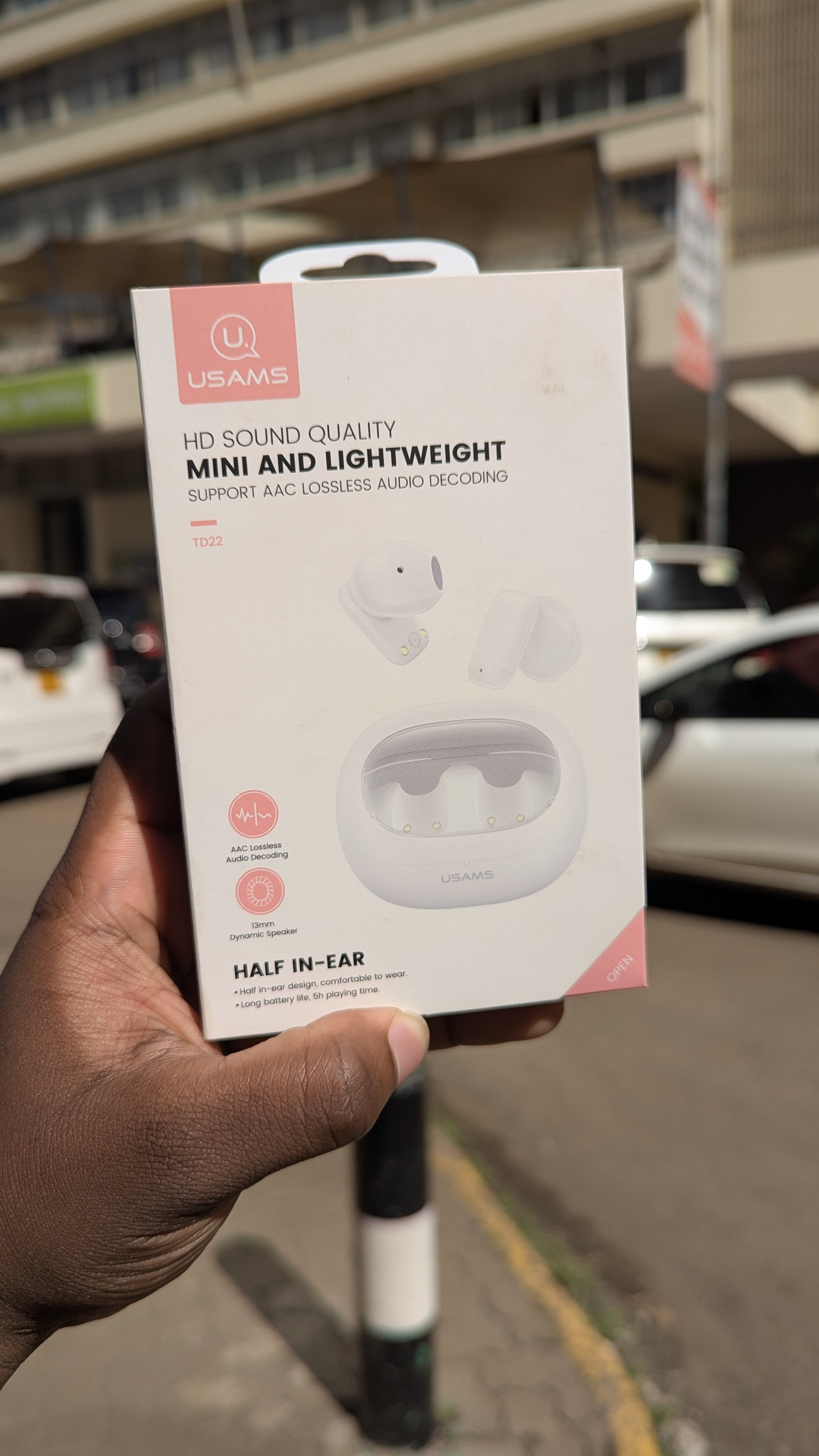 USAMS HD Sound Quality Mini and Light Weight