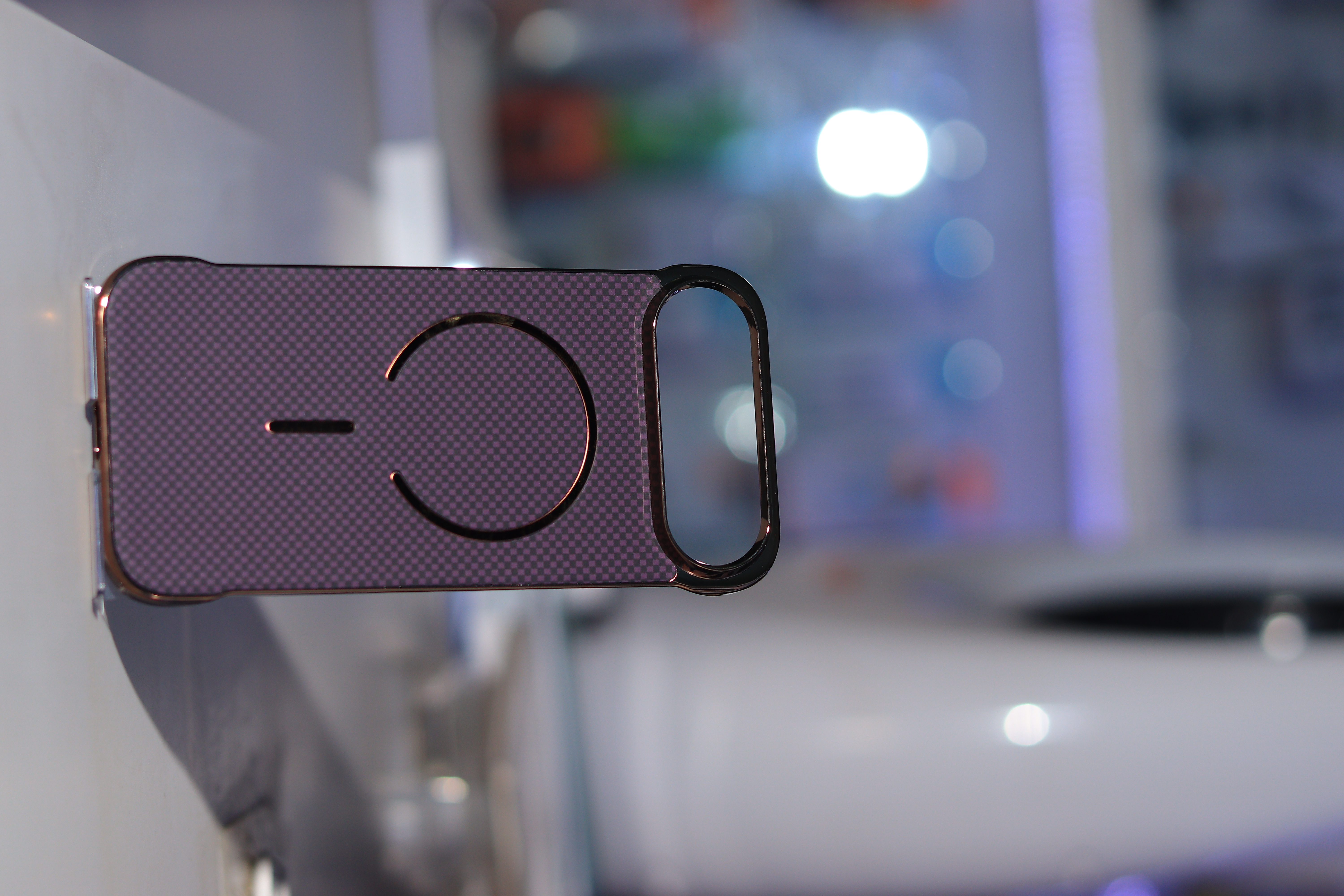 Borderless Kevlar Magnetic for Iphone 15 to Iphone 17