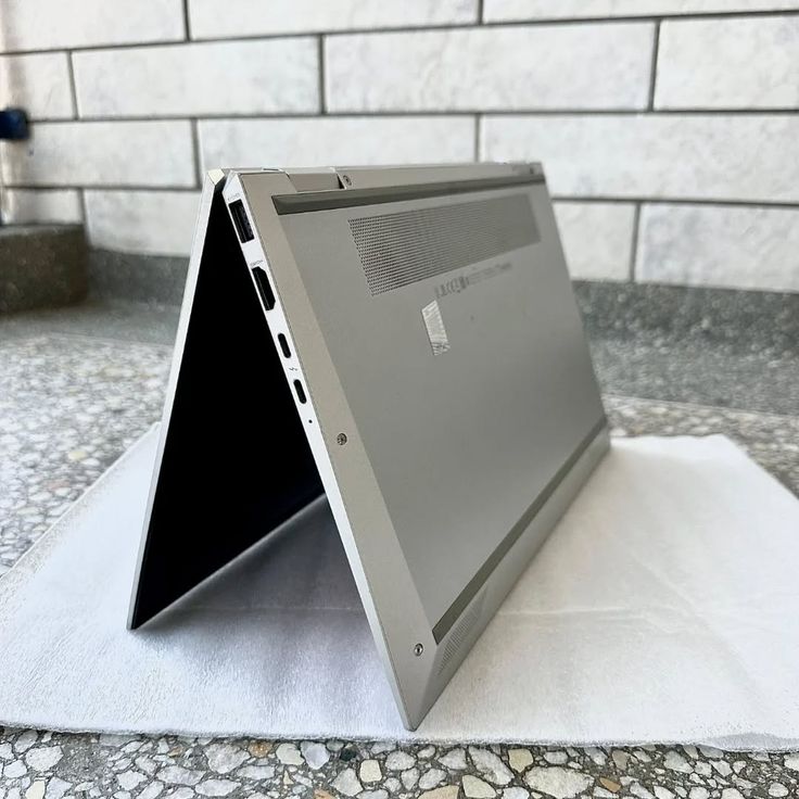 Hp Elitebook 1040 g8