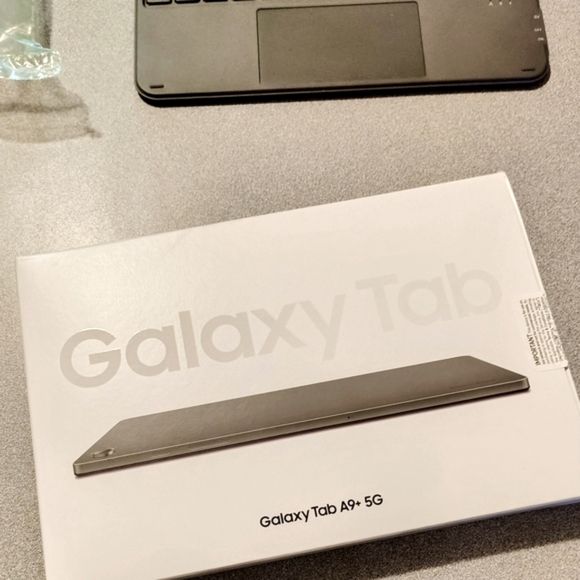 SAMSUNG TAB A9 + 128 gb
